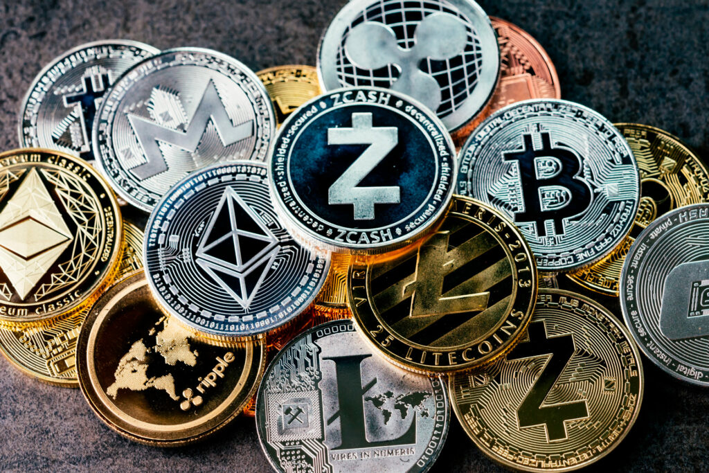 Ventajas y desventajas de invertir en criptomonedas